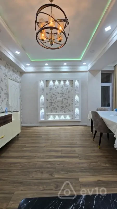 Satılır 3 otaqlı yeni tikili 70 m²