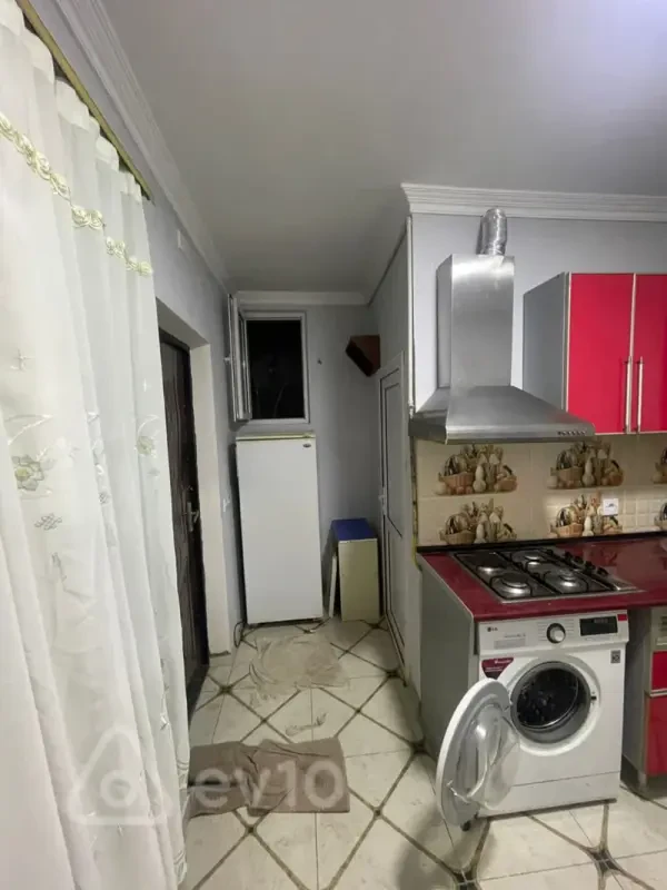 Kirayə verilir 1 otaqlı həyət evi 40 m²