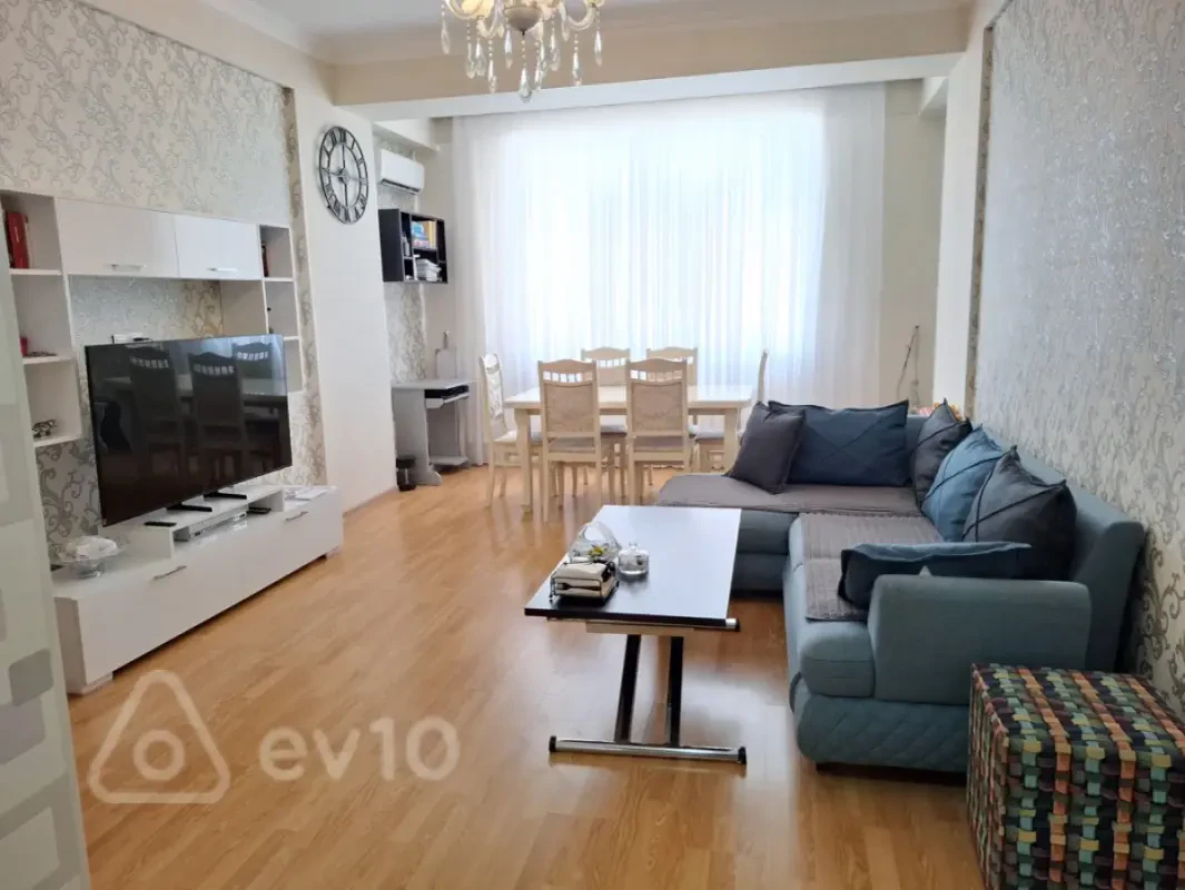 Kirayə verilir 2 otaqlı yeni tikili 75 m²