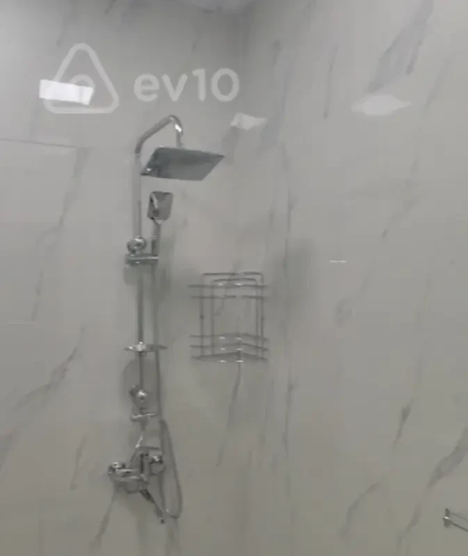 Kirayə verilir 2 otaqlı yeni tikili 50 m²