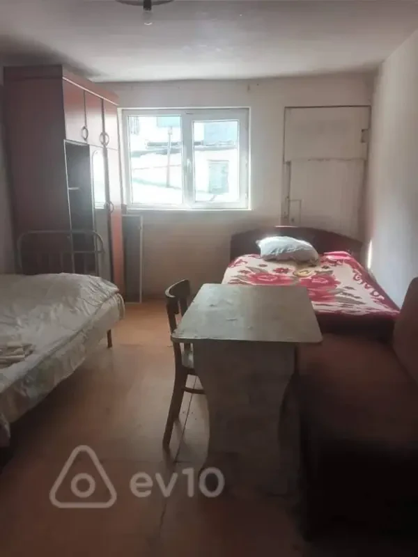 Kirayə verilir 1 otaqlı köhnə tikili 35 m²