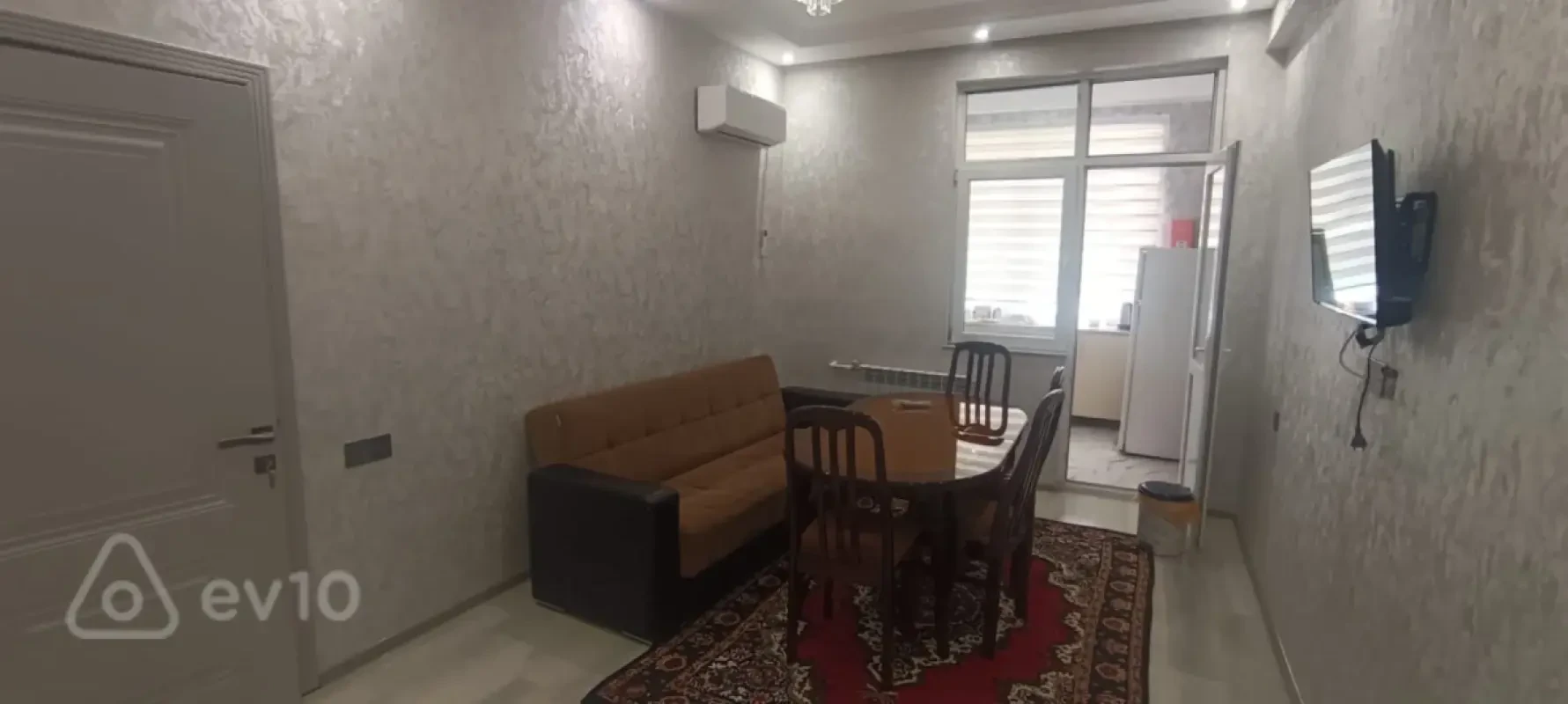 Kirayə verilir 2 otaqlı yeni tikili 50 m²