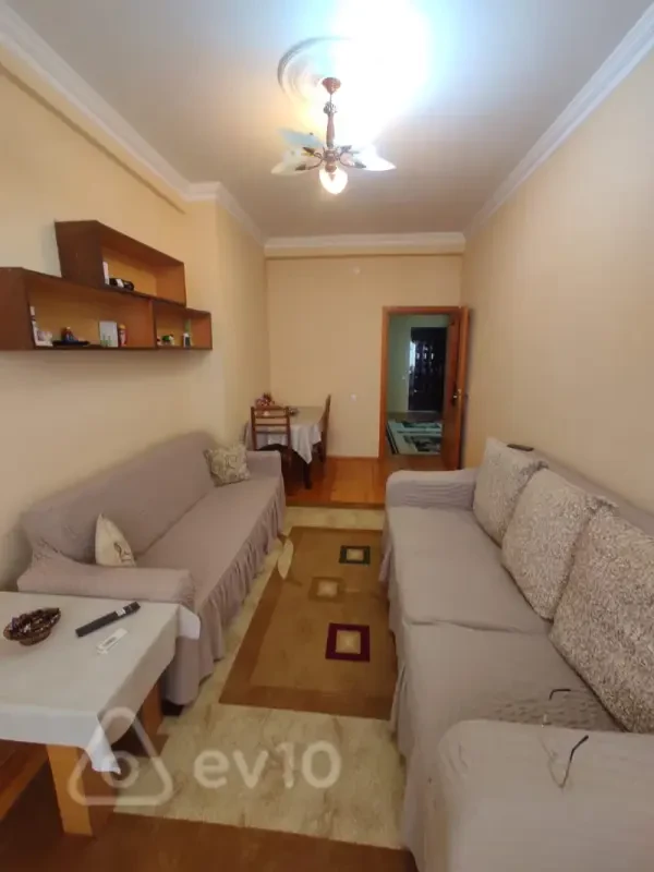 Kirayə verilir 2 otaqlı yeni tikili 74 m²