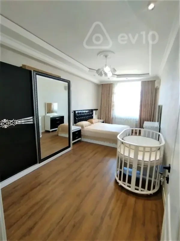 Kirayə verilir 2 otaqlı yeni tikili 90 m²
