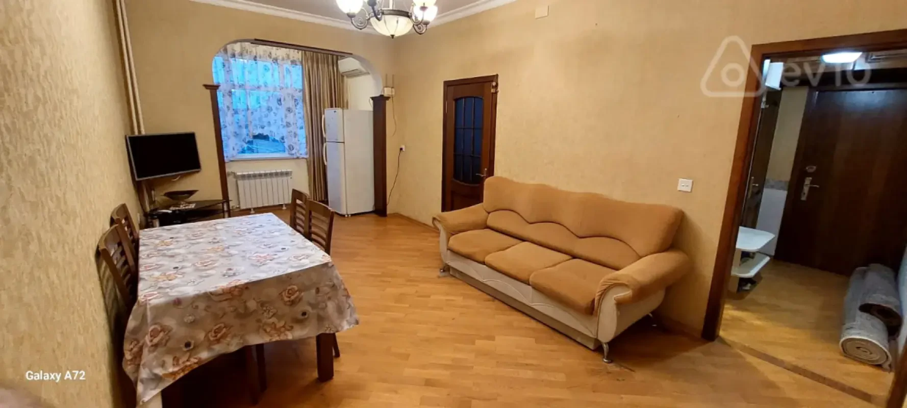Kirayə verilir 2 otaqlı köhnə tikili 44 m²