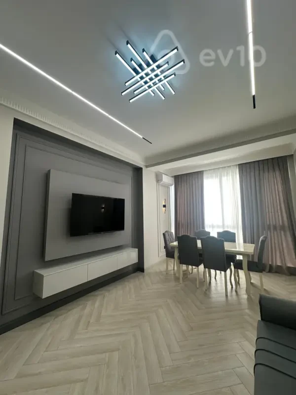 Kirayə verilir 3 otaqlı yeni tikili 105 m²