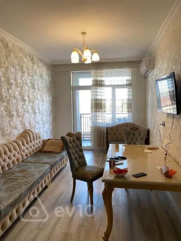 Kirayə verilir 3 otaqlı yeni tikili 80 m²