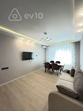 Kirayə verilir 2 otaqlı köhnə tikili 65 m² — Bakı, Xətai 2 otaq 65.00 m²