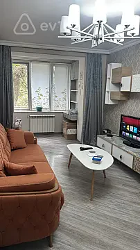 Kirayə verilir 2 otaqlı köhnə tikili 55 m² — Bakı, Yasamal 2 otaq 55.00 m²