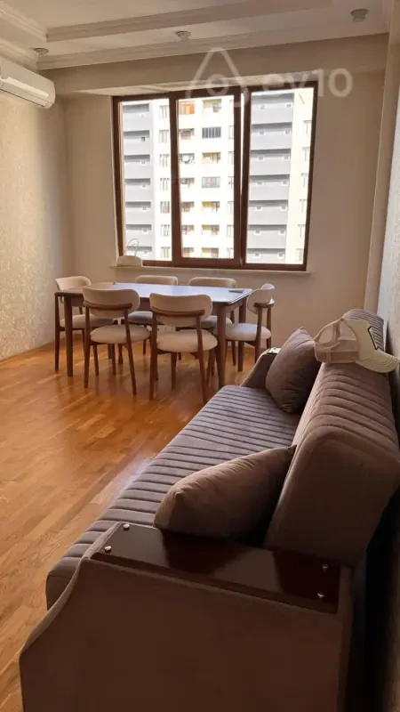 Kirayə verilir 2 otaqlı yeni tikili 70 m²