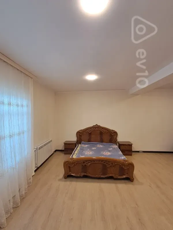 Kirayə verilir 5 otaqlı həyət evi 120 m²