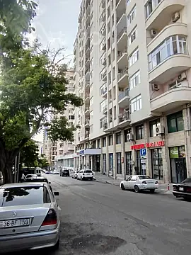 Satılır 3 otaqlı köhnə tikili 80 m² — Bakı, Nəsimi 3 otaq 80.00 m²