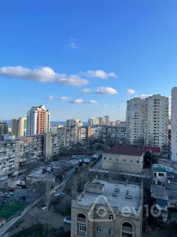 Kirayə verilir 3 otaqlı yeni tikili 112 m²
