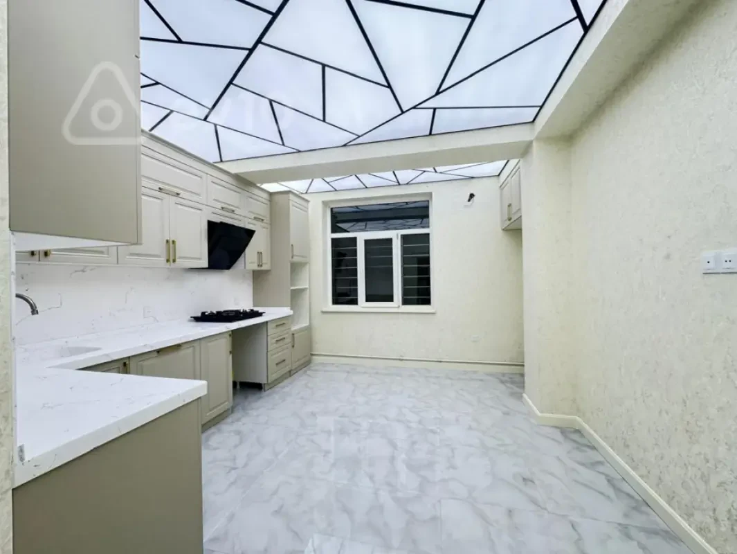 Satılır 4 otaqlı yeni tikili 156 m²