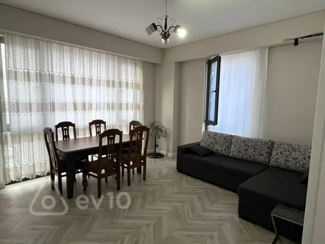 Kirayə verilir 2 otaqlı yeni tikili 60 m²