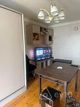 Kirayə verilir 2 otaqlı köhnə tikili 44 m² — Bakı, Yasamal 2 otaq 44.00 m²