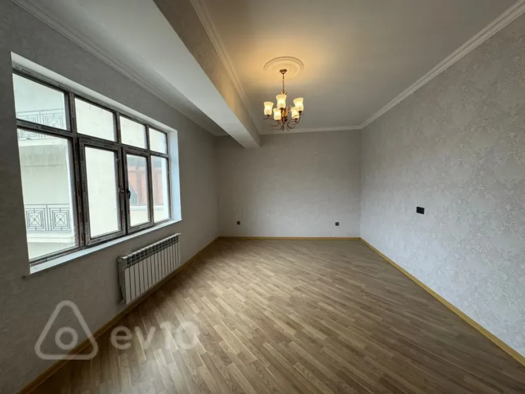 Satılır 2 otaqlı yeni tikili 70 m²