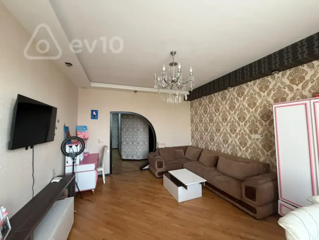 Kirayə verilir 2 otaqlı yeni tikili 71 m²