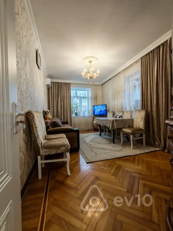 Satılır 3 otaqlı köhnə tikili 65 m²