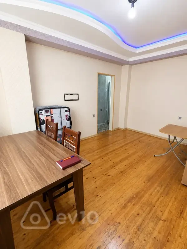 Kirayə verilir 2 otaqlı yeni tikili 40 m²