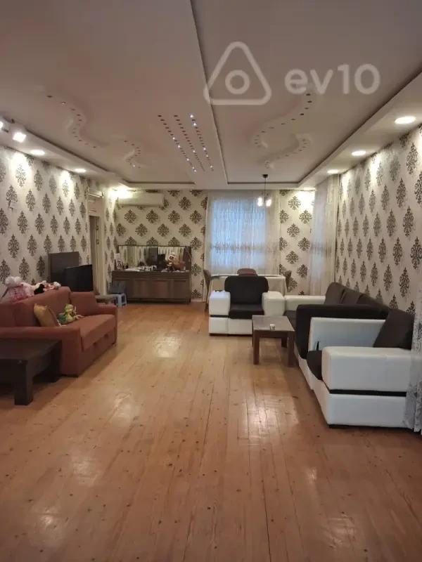 Kirayə verilir 3 otaqlı həyət evi 148 m²
