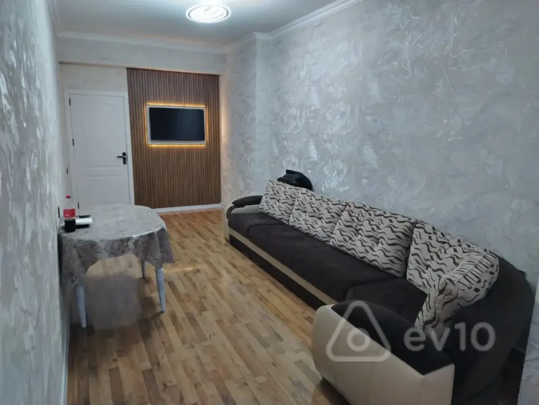 Satılır 3 otaqlı yeni tikili 68 m²