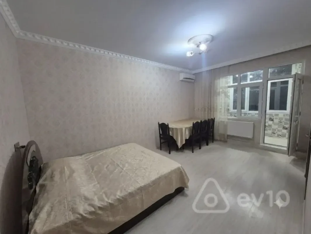 Kirayə verilir 2 otaqlı yeni tikili 55 m²