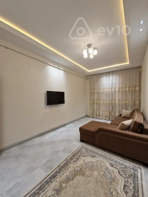 Kirayə verilir 3 otaqlı yeni tikili 65 m²