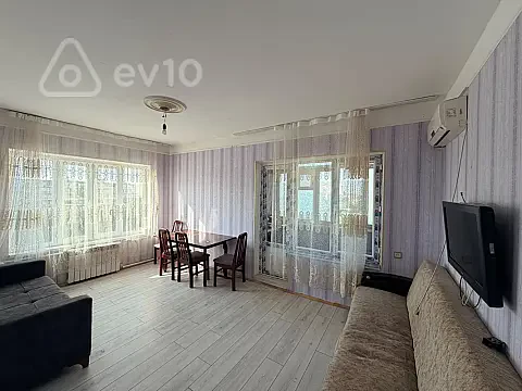 Kirayə verilir 2 otaqlı köhnə tikili 60 m² — Bakı, Nizami 2 otaq 60.00 m²