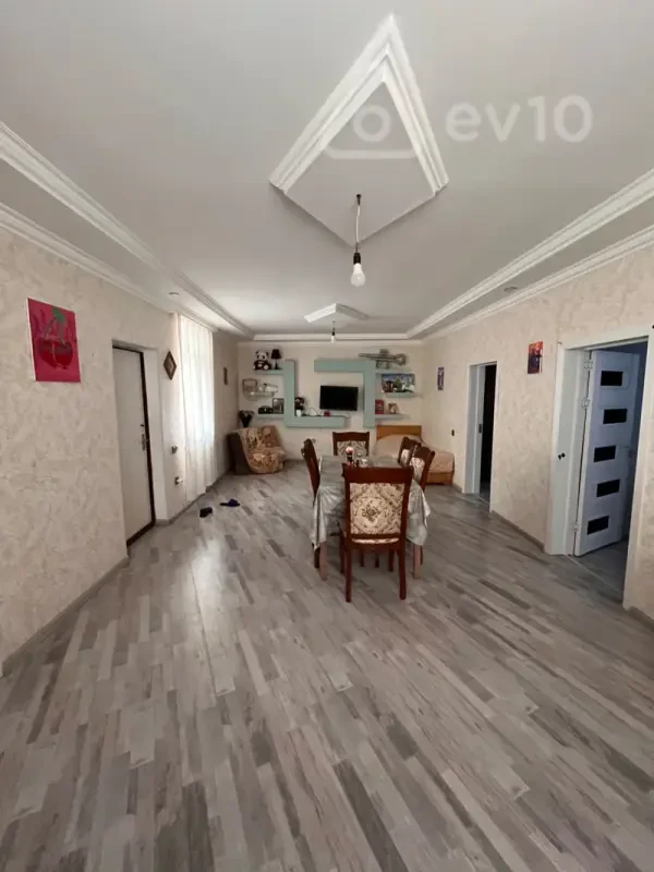 Satılır 3 otaqlı həyət evi 120 m²