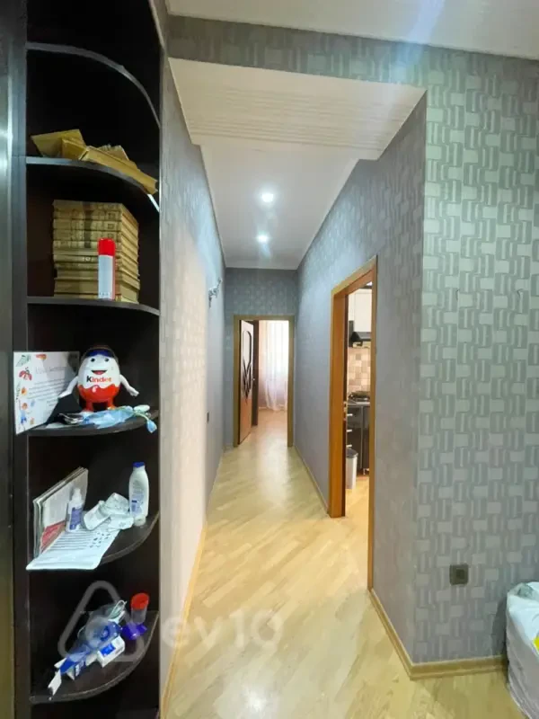 Satılır 2 otaqlı yeni tikili 82 m²