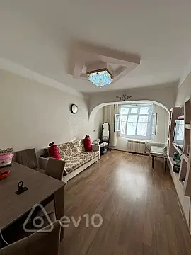 Kirayə verilir 3 otaqlı köhnə tikili 65 m² — Bakı, Nərimanov 3 otaq 65.00 m²