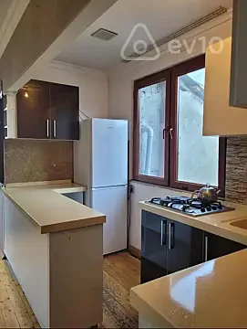 Kirayə verilir 1 otaqlı həyət evi 65 m² — Bakı, Nəsimi 1 otaq 65.00 m²