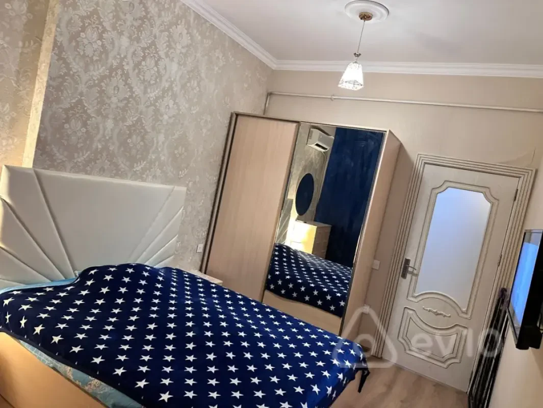 Kirayə verilir 2 otaqlı yeni tikili 50 m²