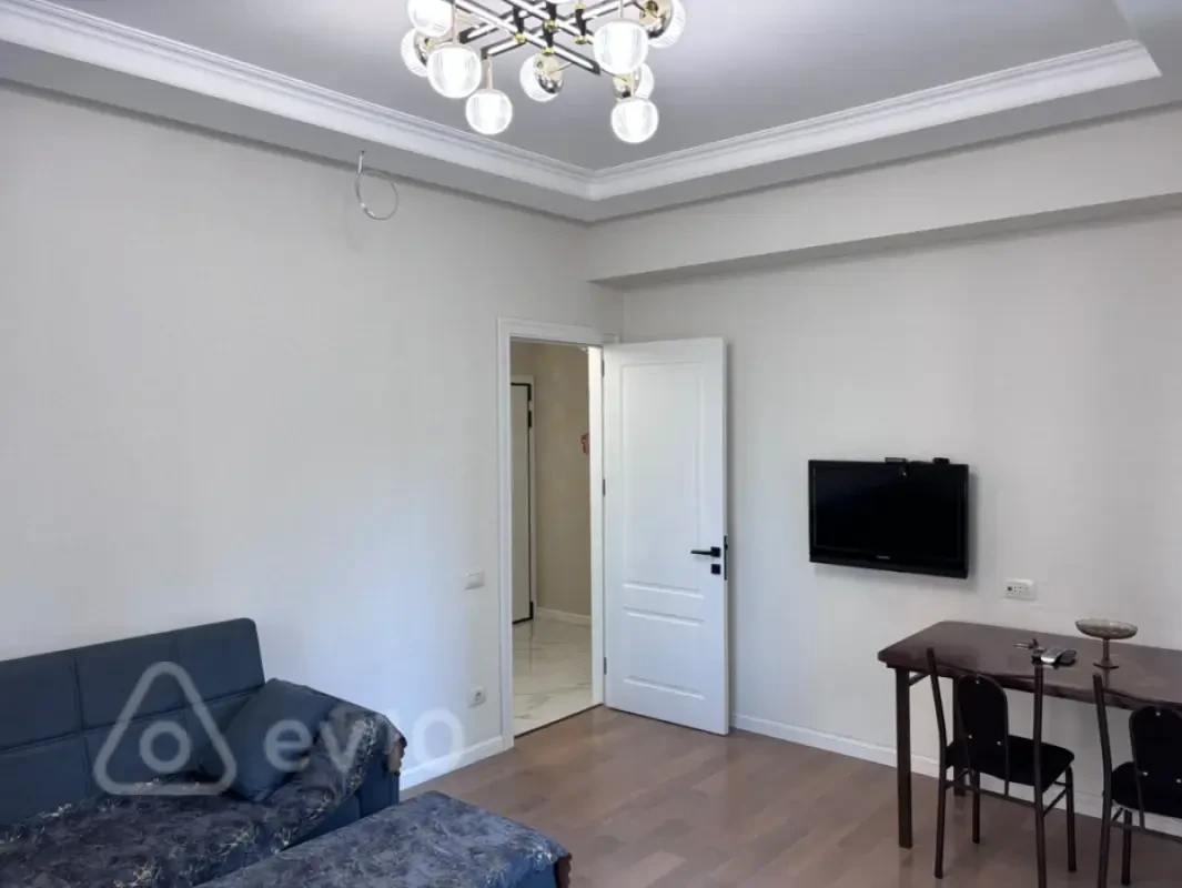 Kirayə verilir 2 otaqlı yeni tikili 56 m²