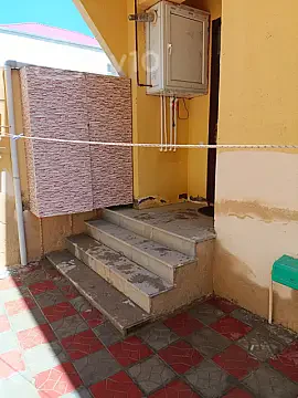 Kirayə verilir 4 otaqlı həyət evi 150 m² — Xırdalan 4 otaq 150.00 m²