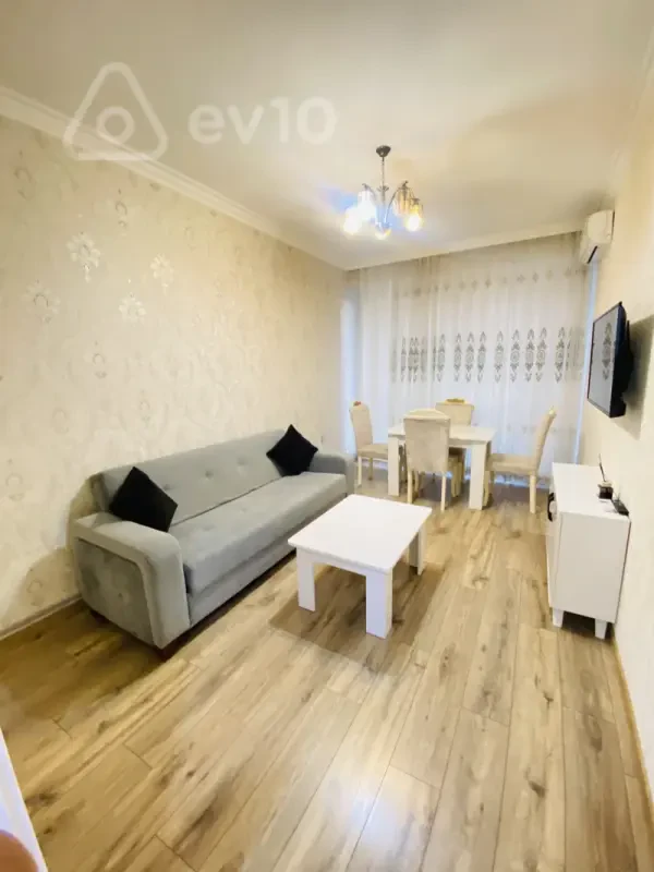 Kirayə verilir 2 otaqlı yeni tikili 50 m²