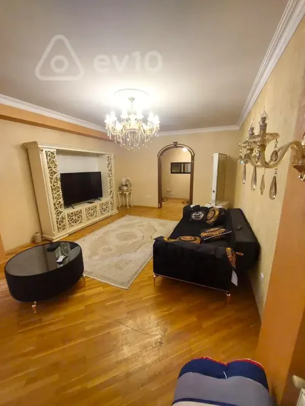 Kirayə verilir 2 otaqlı yeni tikili 90 m²