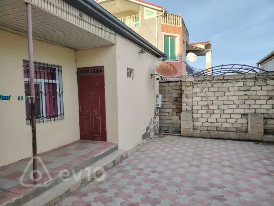 Satılır 3 otaqlı həyət evi 110 m²