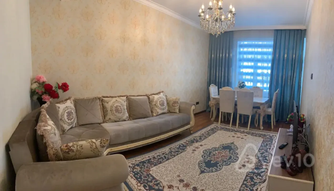 Kirayə verilir 3 otaqlı yeni tikili 80 m²