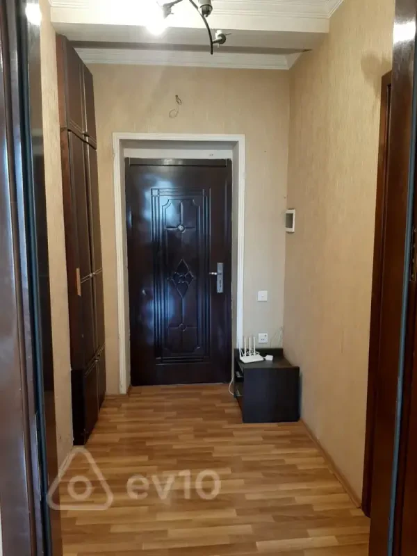 Kirayə verilir 2 otaqlı yeni tikili 60 m²