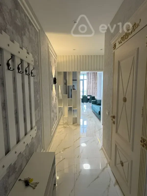 Kirayə verilir 2 otaqlı yeni tikili 65 m²