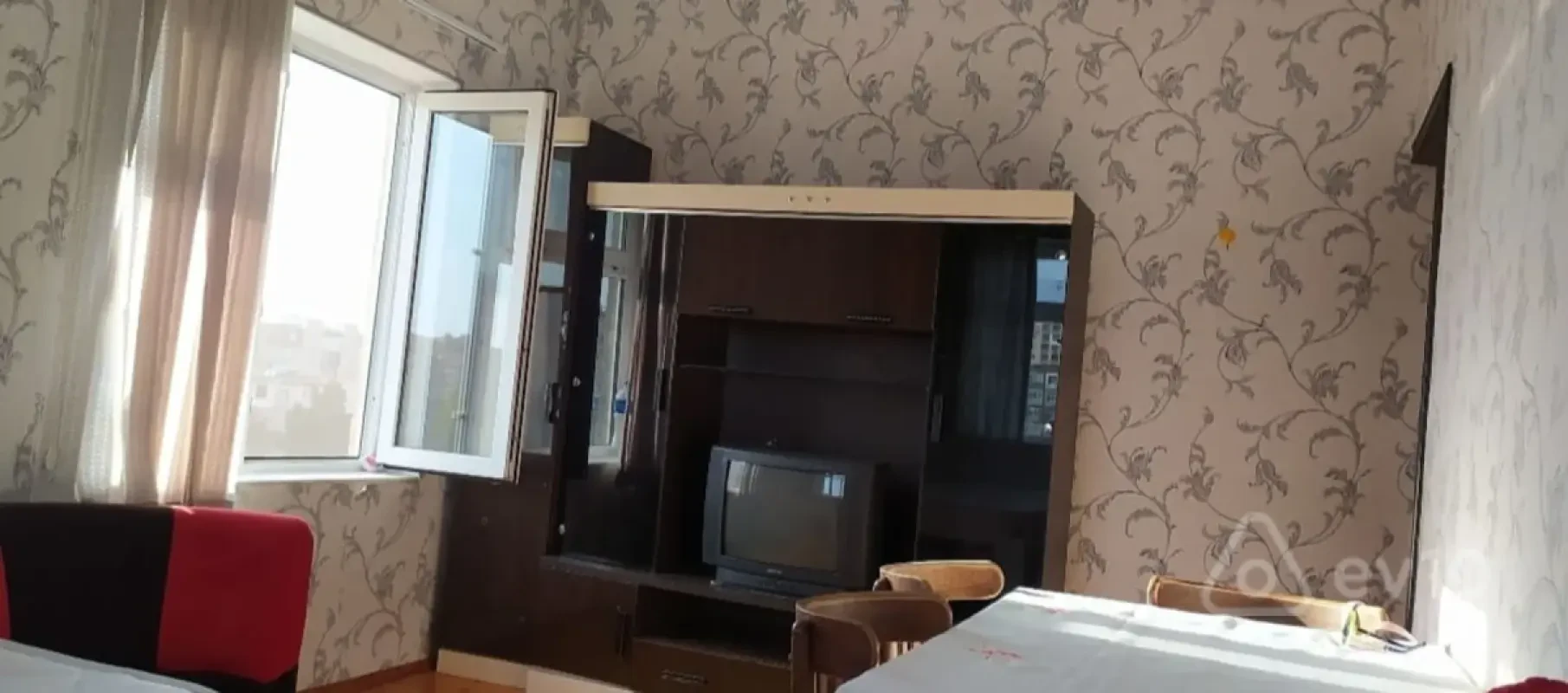 Kirayə verilir 1 otaqlı köhnə tikili 42 m²