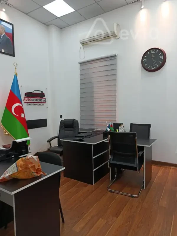 Kirayə verilir 3 otaqlı ofis 70 m²