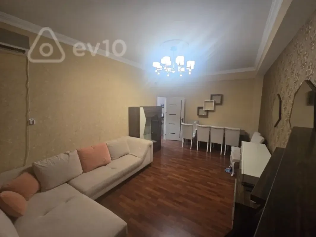 Kirayə verilir 3 otaqlı yeni tikili 78 m²