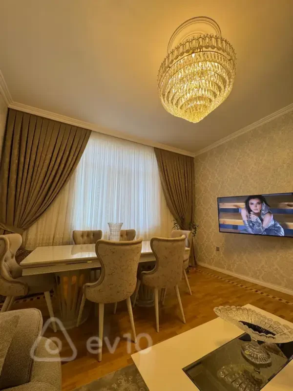Satılır 2 otaqlı yeni tikili 85 m²