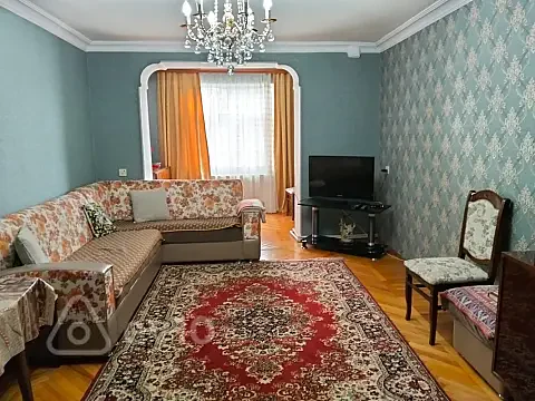 Satılır 3 otaqlı köhnə tikili 71 m² — Bakı, Yasamal 3 otaq 71.00 m²