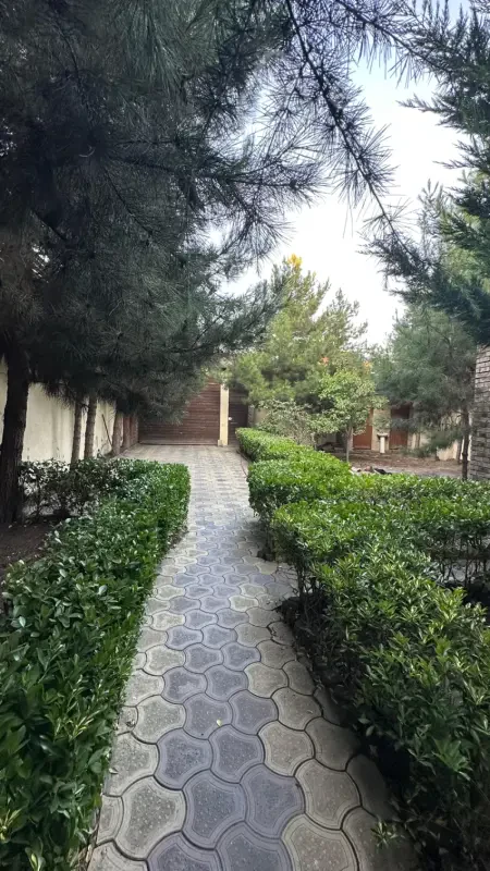 Kirayə verilir 4 otaqlı həyət evi 200 m²
