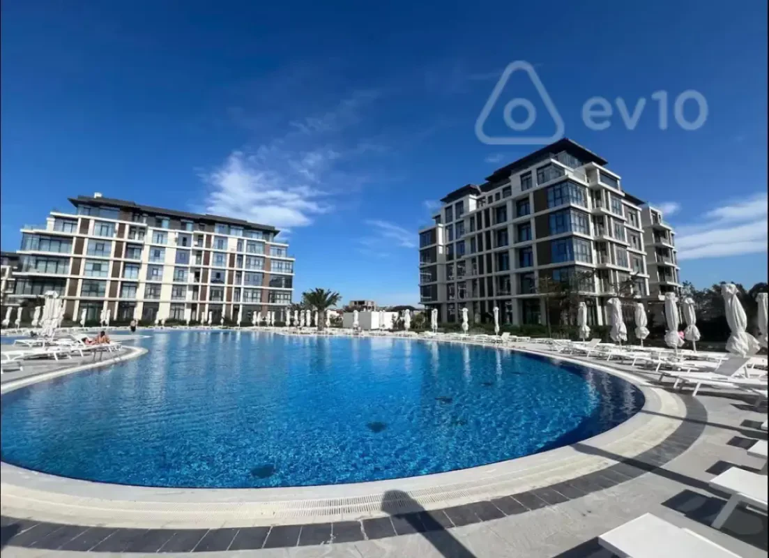 Satılır 2 otaqlı yeni tikili 72.1 m²