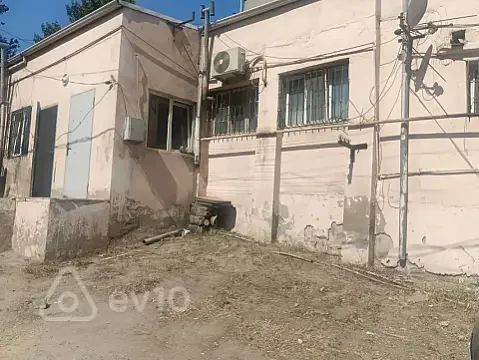 Kirayə verilir 2 otaqlı köhnə tikili 82 m² — Bakı, Yasamal 2 otaq 82.00 m²